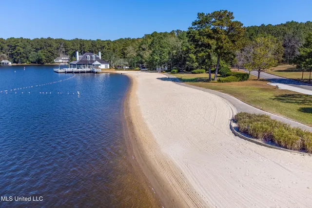 $774,900 | 49 Canebrake Boulevard, Hattiesburg, MS 39402