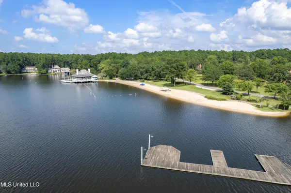 $739,900 | 49 Canebrake Boulevard, Hattiesburg, MS 39402