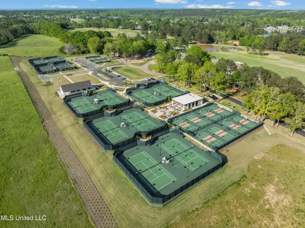 $739,900 | 49 Canebrake Boulevard, Hattiesburg, MS 39402