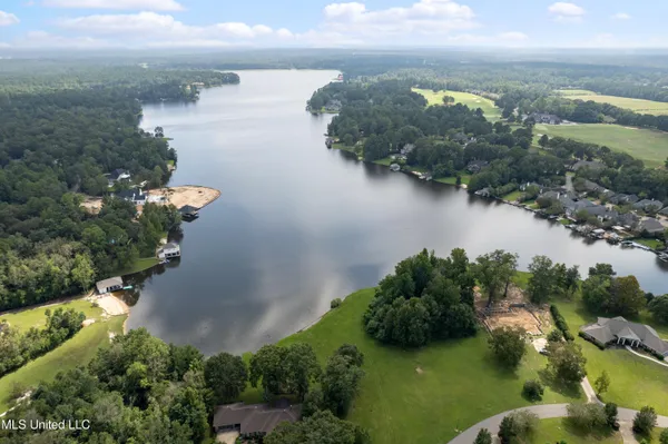 $739,900 | 49 Canebrake Boulevard, Hattiesburg, MS 39402
