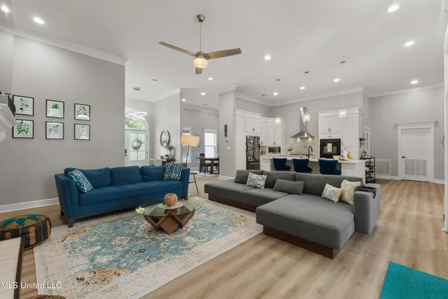 $774,900 | 49 Canebrake Boulevard, Hattiesburg, MS 39402