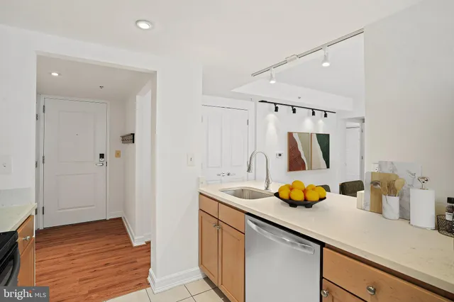 $385,000 | 1225 13th Street Northwest, Unit 306, Washington, DC 20005