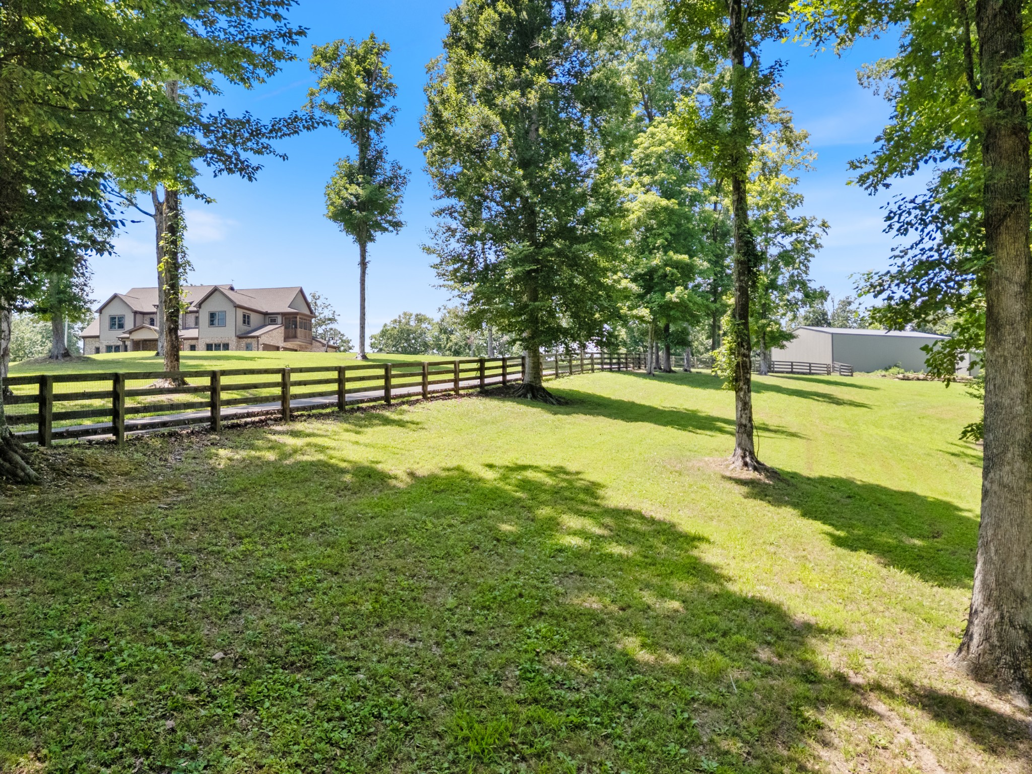 1370 Leatherwood Road White Bluff, TN 37187 - Photo 11 of 93
