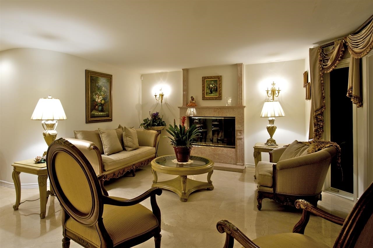 401 1st Street Coronado, CA 92118 - Photo 16 of 21