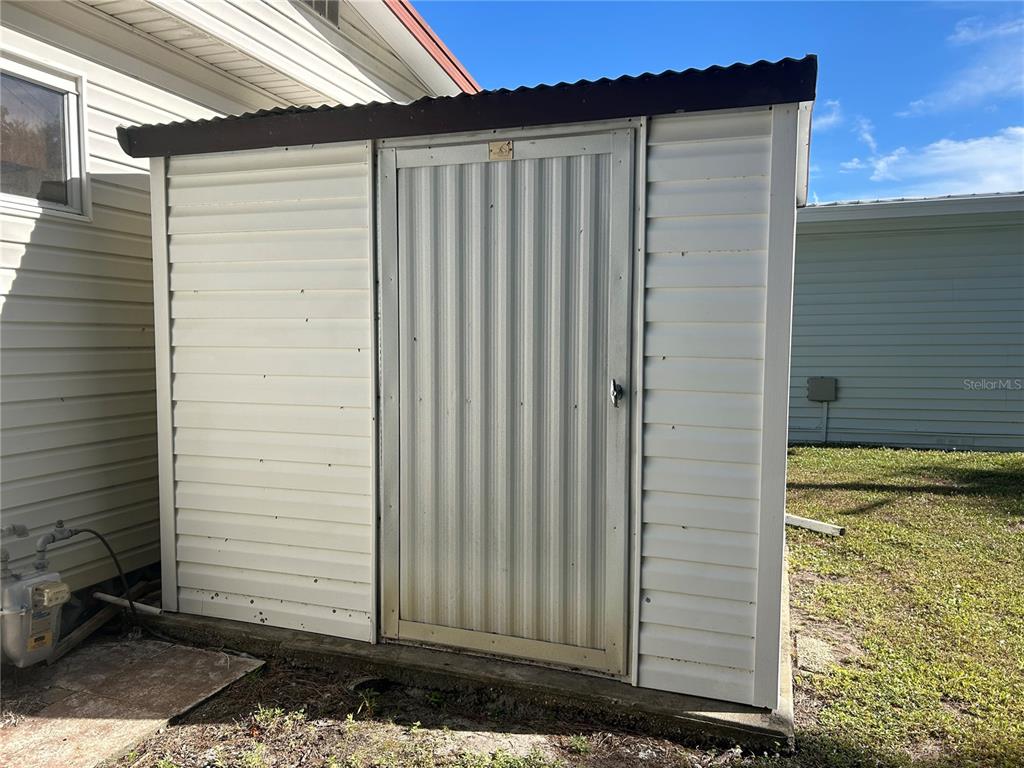 5325 Boca Raton Avenue Sarasota, FL 34234 - Photo 26 of 50 a view of a door