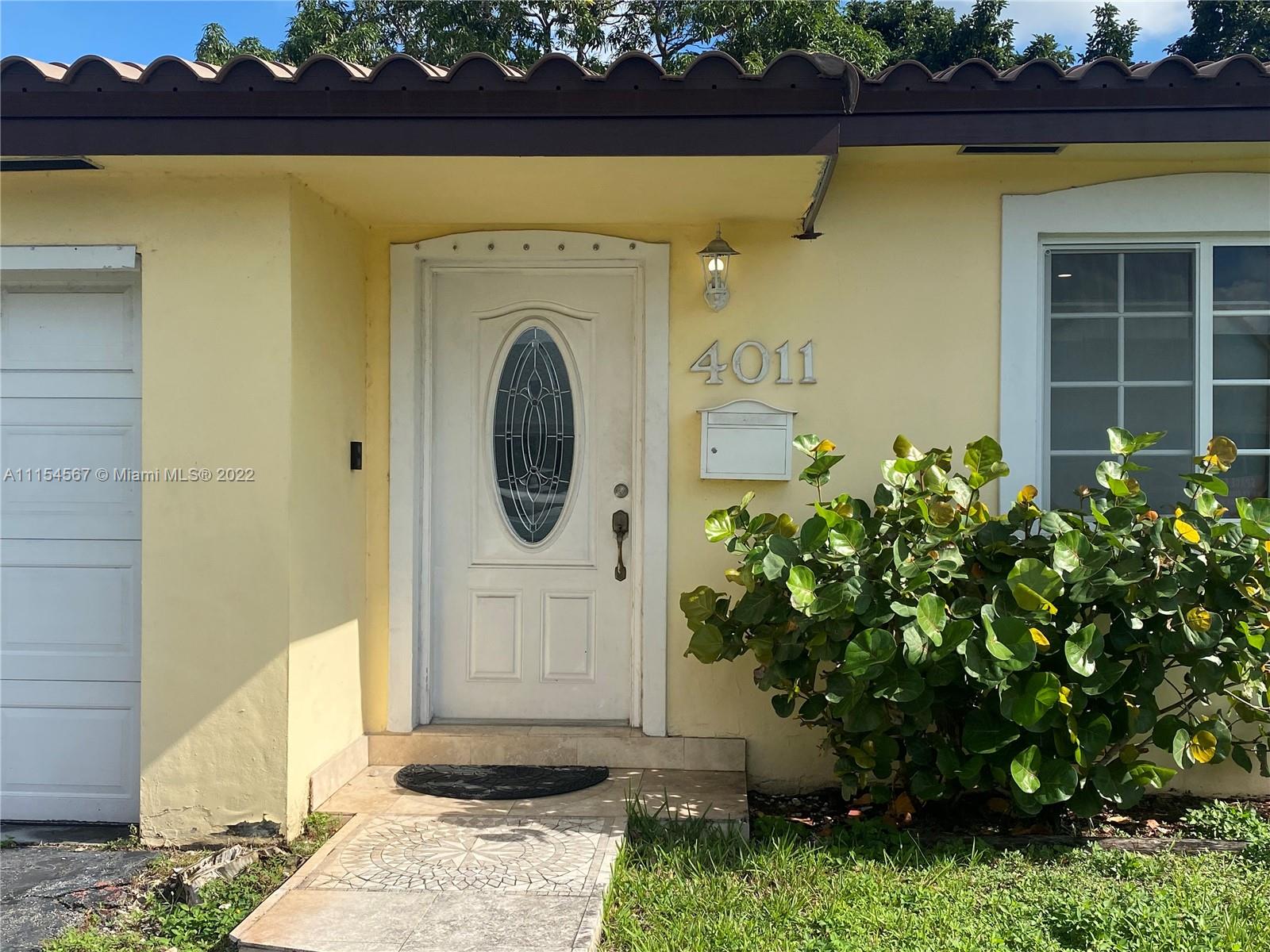 4011 Red Road Coral Gables, FL 33155 - Photo 2 of 12 Gallery Image 2
