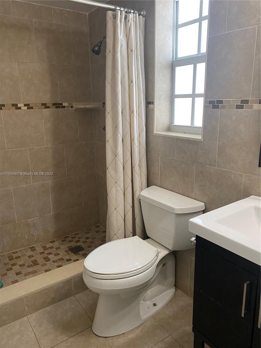 4011 Red Road Coral Gables, FL 33155 - Photo 9 of 12 Gallery Image 9