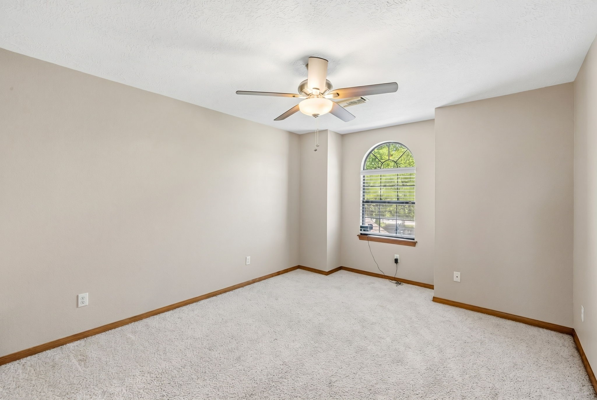 5922 Red Fish Run Baytown, TX 77523 - Photo 35 of 37