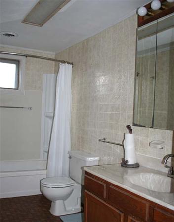 128 Broad Street Fall River, MA 02724 - Photo 12 of 18 Gallery Image 12