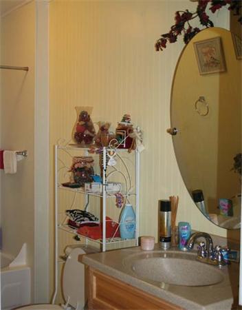 128 Broad Street Fall River, MA 02724 - Photo 17 of 18 Gallery Image 17