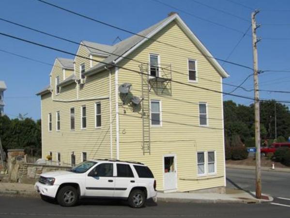 128 Broad Street Fall River, MA 02724 - Photo 2 of 18 Gallery Image 2