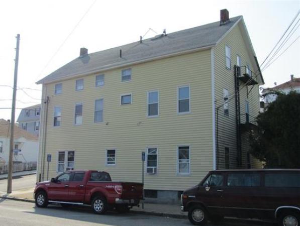 128 Broad Street Fall River, MA 02724 - Photo 3 of 18 Gallery Image 3