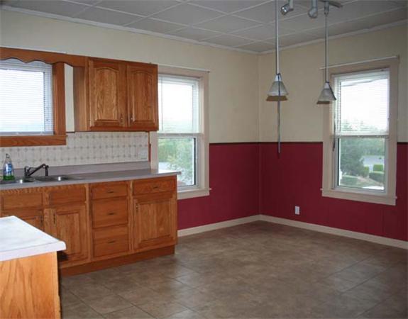128 Broad Street Fall River, MA 02724 - Photo 7 of 18 Gallery Image 7