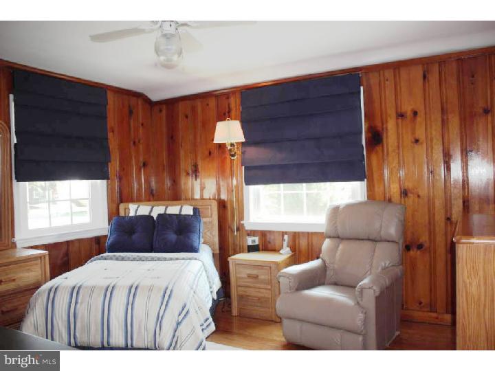 240 Rodmor Road Havertown, PA 19083 - Photo 22 of 24 Bedroom 3