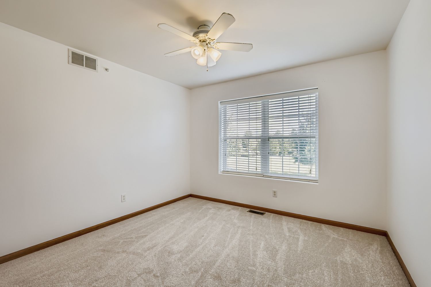 4579 Half Moon Drive, Unit A Yorkville, IL 60560 - Photo 19 of 34