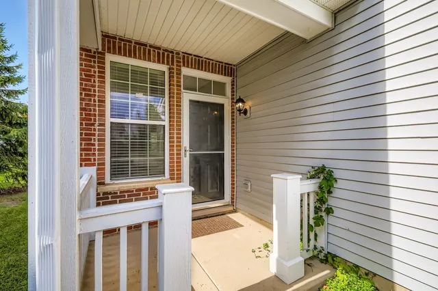 $299,500 | 4579 Half Moon Drive, Unit A, Yorkville, IL 60560