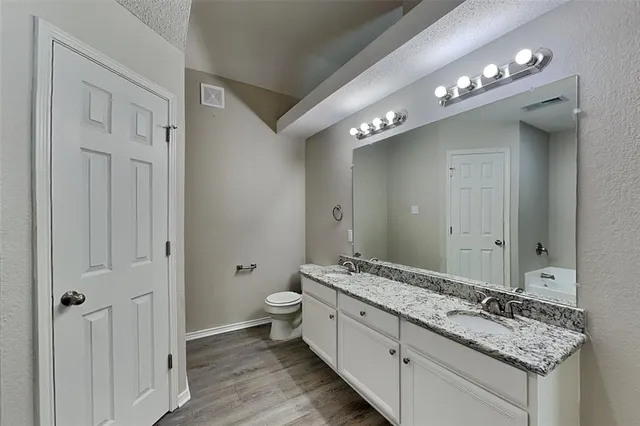 $2,075 | 909 Comiskey Court, Saginaw, TX 76179