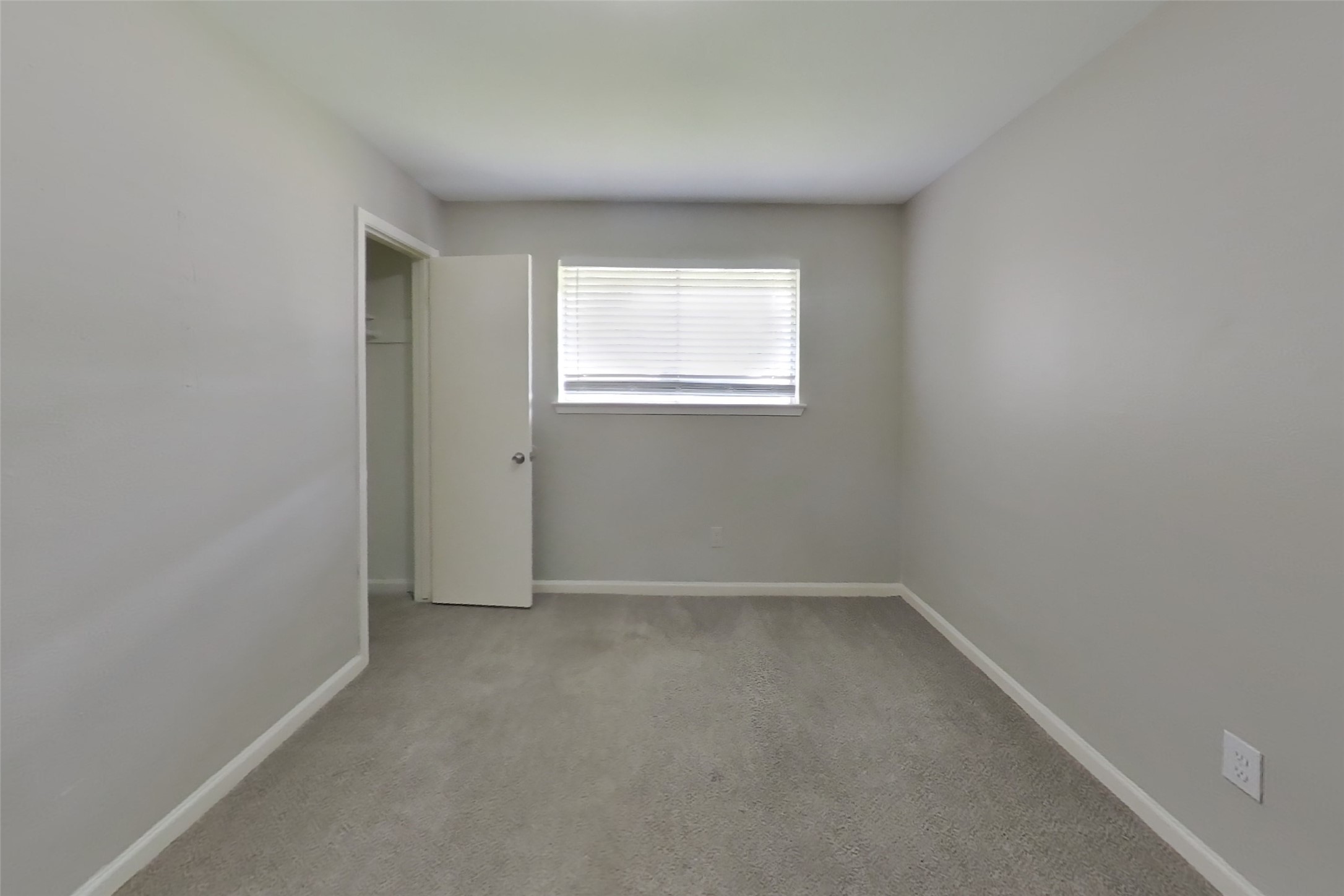 1438 Peach Spring Drive Houston, TX 77088 - Photo 7 of 14