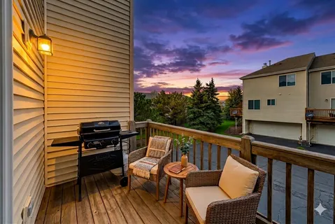 $274,900 | 1276 Shamrock Lane, Pingree Grove, IL 60140