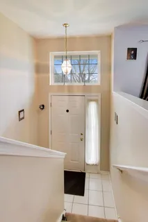 $274,900 | 1276 Shamrock Lane, Pingree Grove, IL 60140