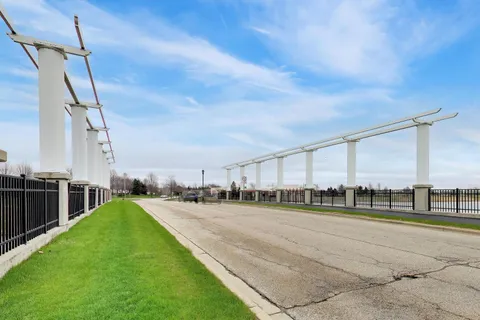 $274,900 | 1276 Shamrock Lane, Pingree Grove, IL 60140