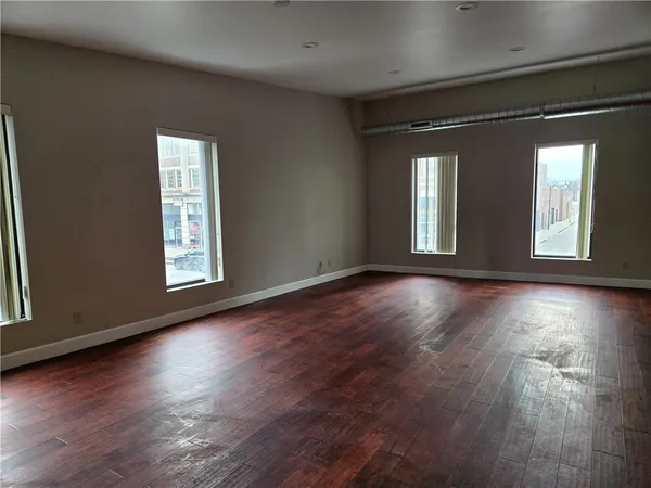 $2,200 | 320 East Avenue, Unit 200, Rochester, NY 14607