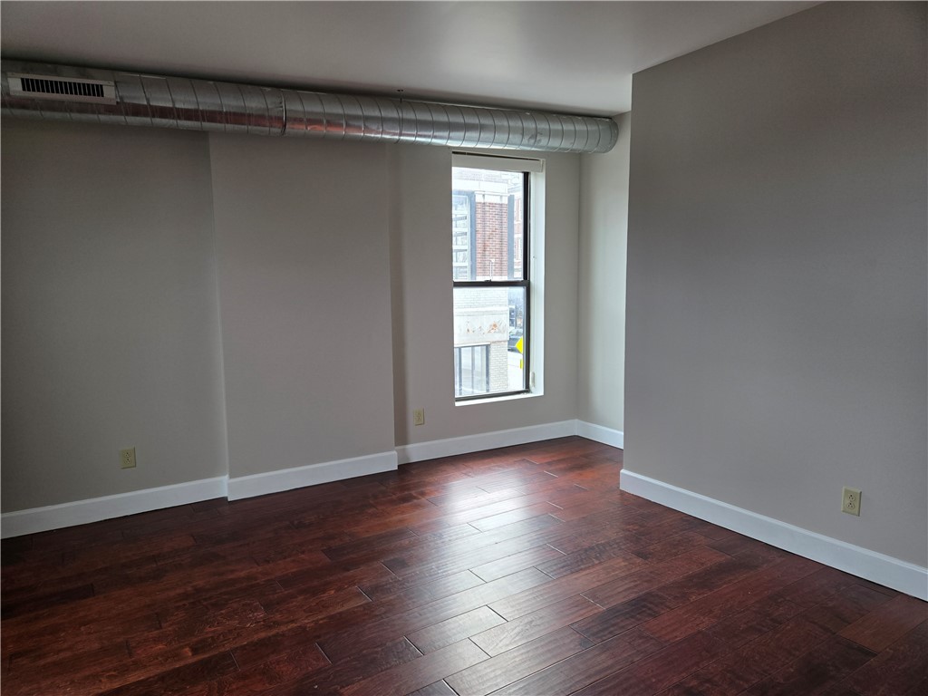 320 East Avenue, Unit 200 Rochester, NY 14607 - Photo 19 of 27