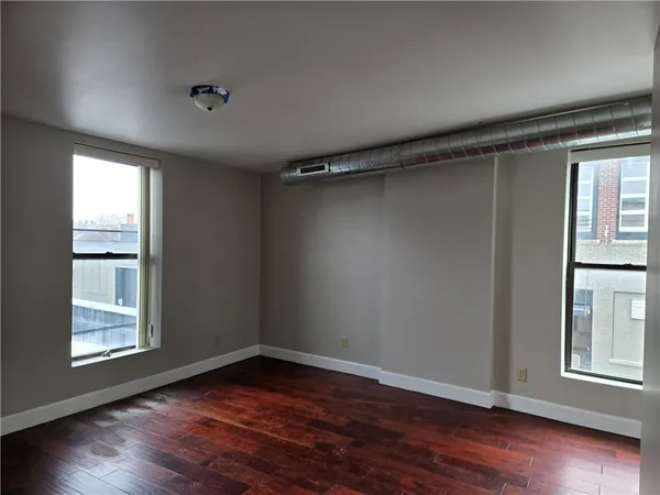 $2,200 | 320 East Avenue, Unit 200, Rochester, NY 14607