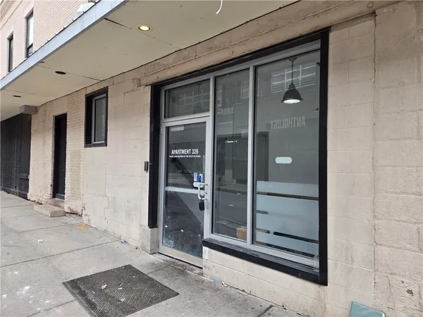 $2,200 | 320 East Avenue, Unit 200, Rochester, NY 14607