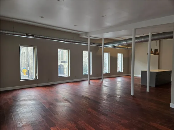 $2,200 | 320 East Avenue, Unit 200, Rochester, NY 14607