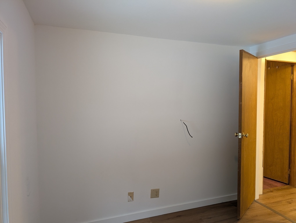 53 Earl Athol, MA 01331 - Photo 13 of 18