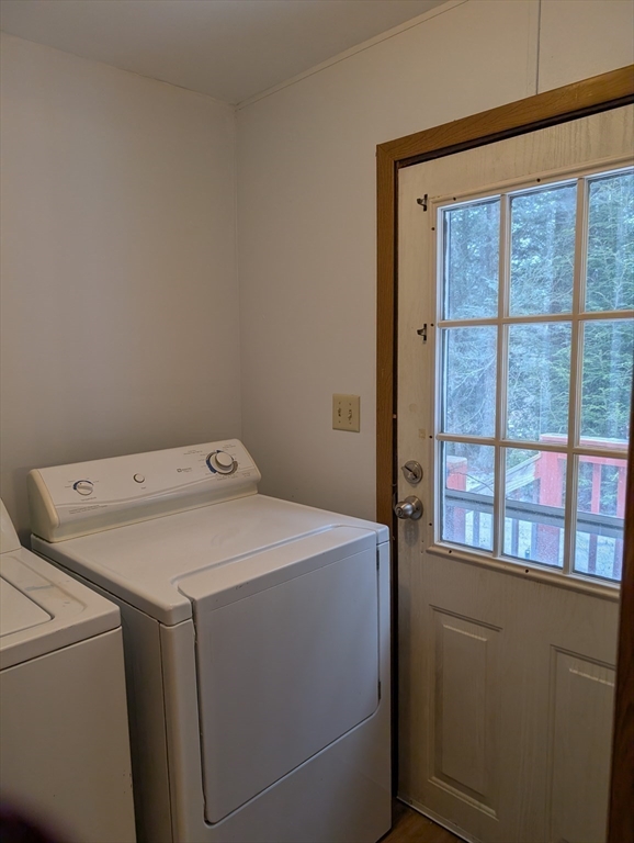 53 Earl Athol, MA 01331 - Photo 7 of 18