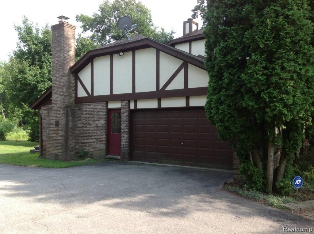 9340 Tower Road South Lyon, MI 48178 - Photo 27 of 32 IMG_2911.jpg