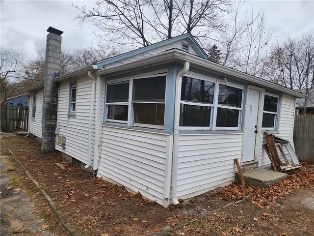 $249,900 | 176 Canfield Avenue, Warwick, RI 02889