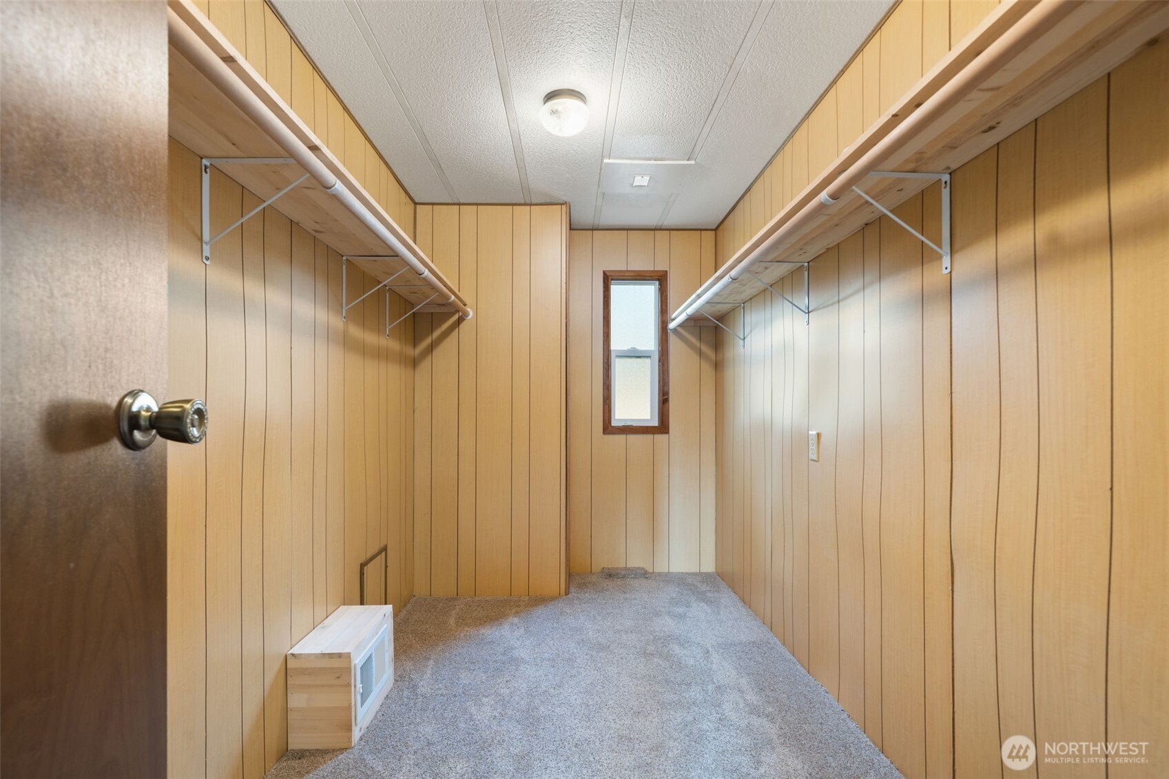 1171 E Trail Belfair, WA 98528 - Photo 10 of 29 a view of hallway with shower