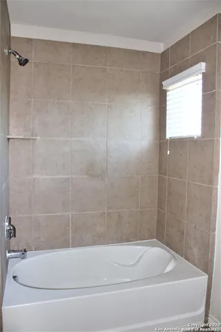 $1,695 | 625 Meadow Arbor Lane, Universal City, TX 78148