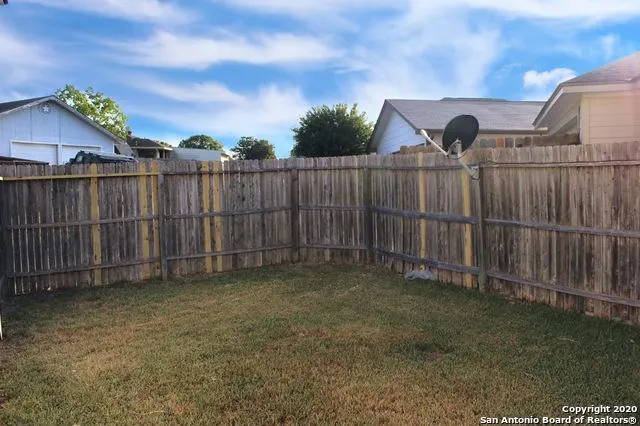 $1,695 | 625 Meadow Arbor Lane, Universal City, TX 78148