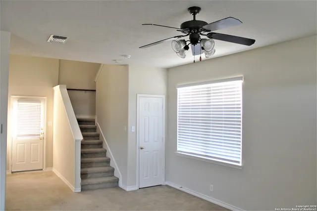 $1,695 | 625 Meadow Arbor Lane, Universal City, TX 78148