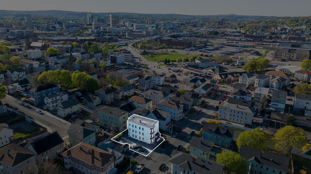14 Mendon Street Worcester, MA 01604 - Photo 4 of 17 an aerial view of multiple house