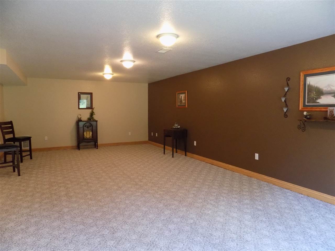 9645 North Green Road Farwell, MI 48622 - Photo 17 of 28 1866682-16.JPG