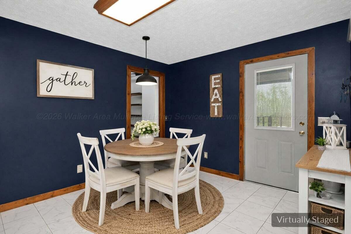 196 County Road 3706 Addison, AL 35540 - Photo 9 of 49 Virtually Staged Dining