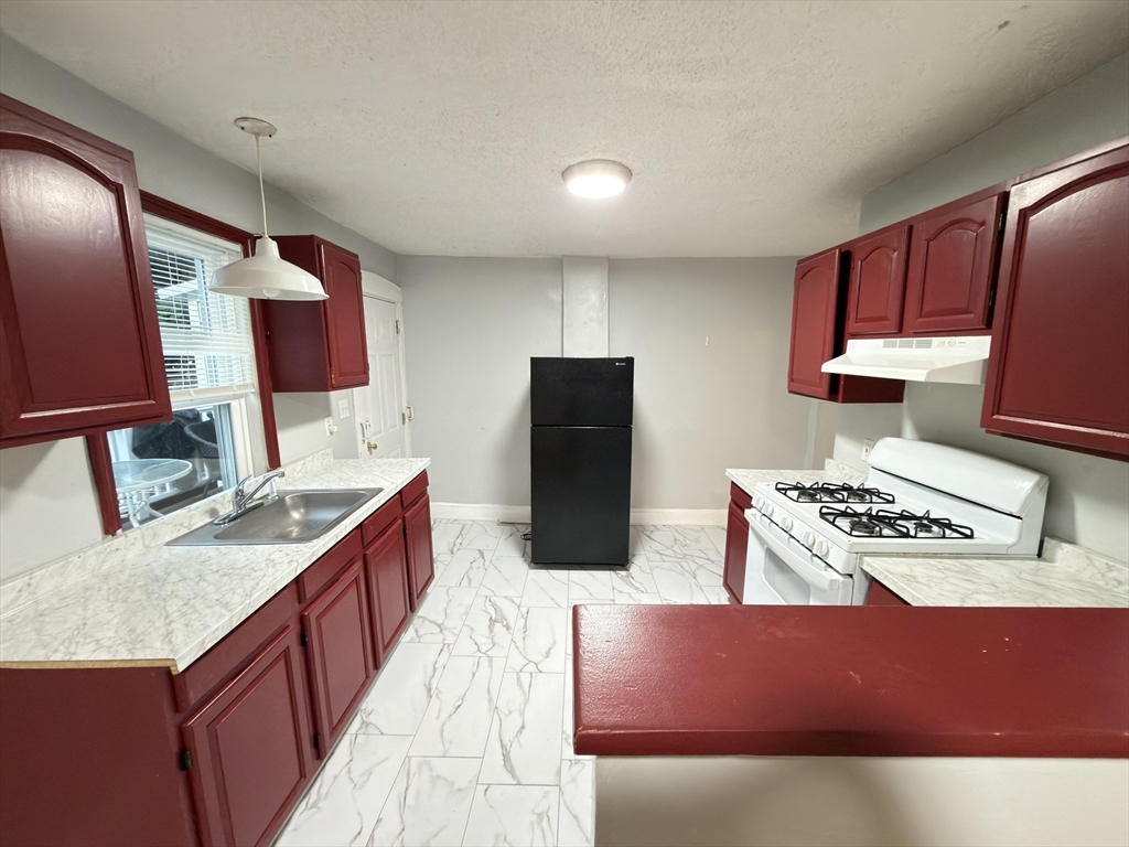 47 Cedar Street, Unit 1 Boston, MA 02126 - Photo 5 of 22