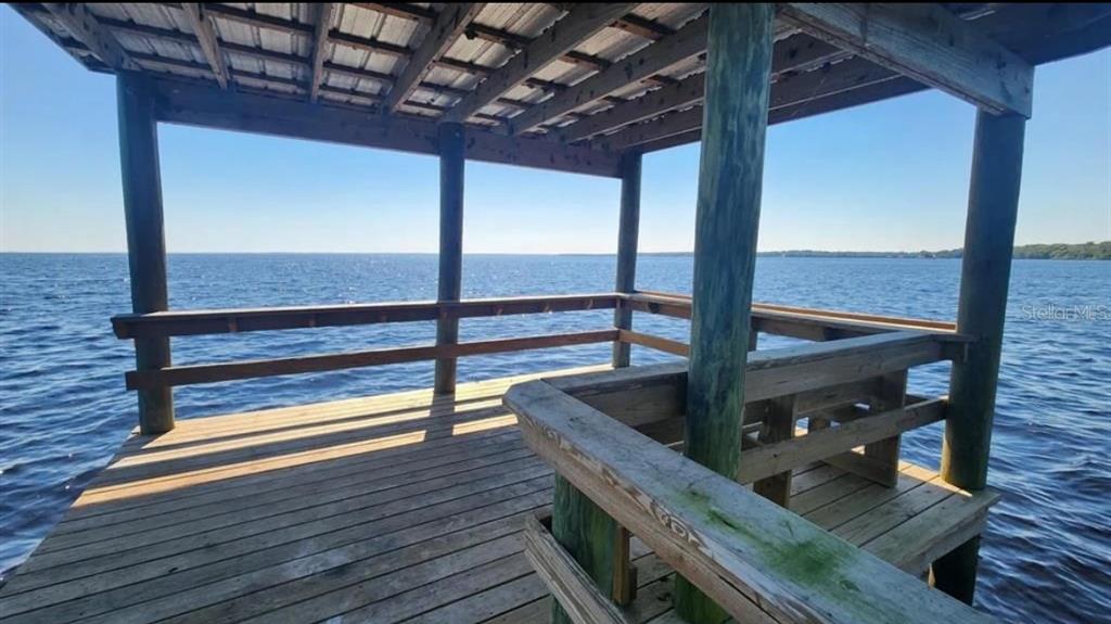 731 Paradise Boulevard Georgetown, FL 32139 - Photo 10 of 15 a view of entryway