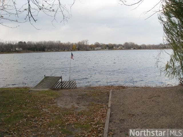 999 County Rd C East Maplewood, MN 55109 - Photo 2 of 10 Gallery Image 2