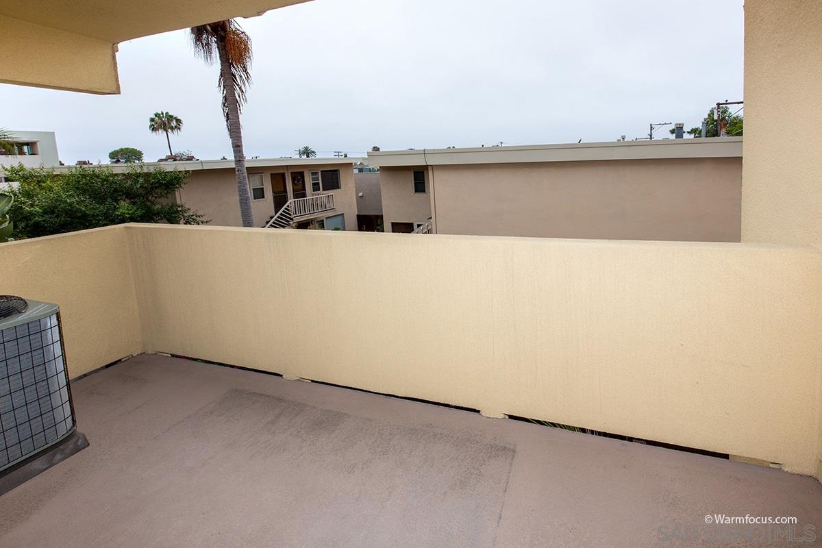 7411 Herschel Avenue La Jolla, CA 92037 - Photo 8 of 24