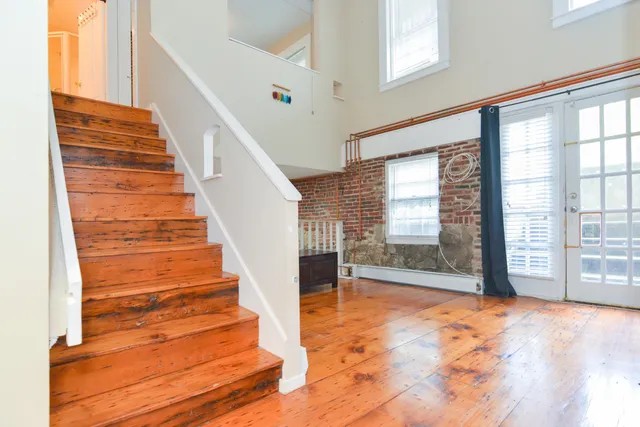 $360,000 | 125 West Merrimack Street, Unit 2, Manchester, NH 03101