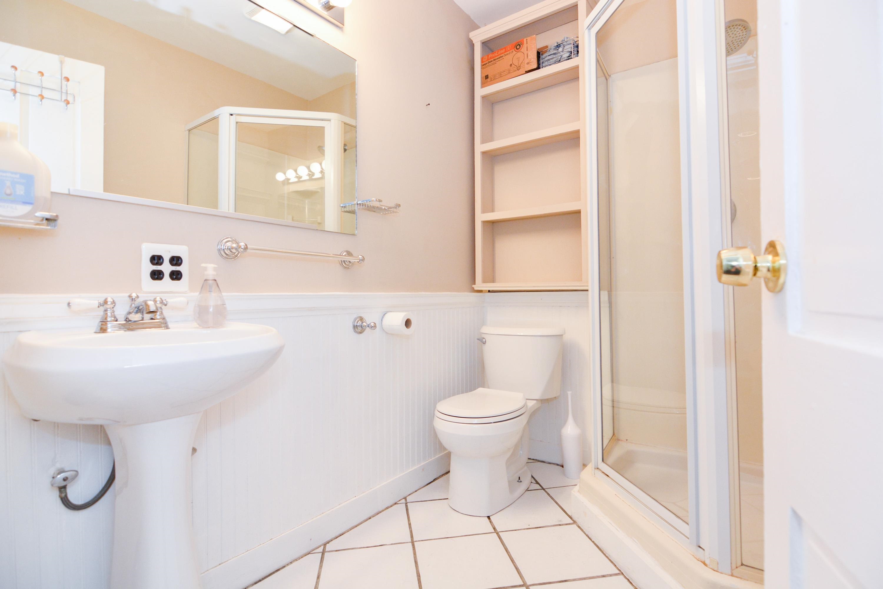 125 West Merrimack Street, Unit 2 Manchester, NH 03101 - Photo 26 of 36