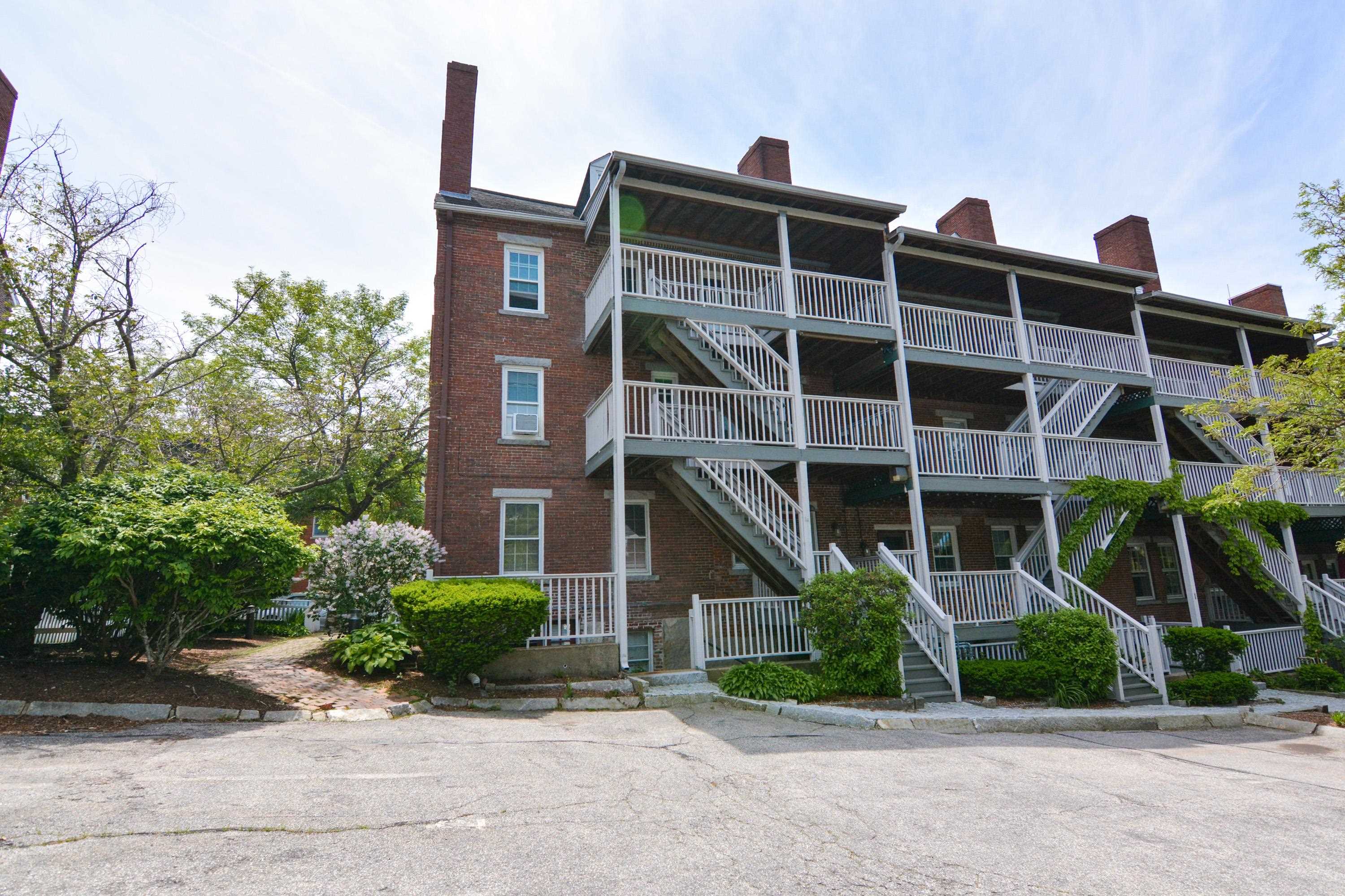 125 West Merrimack Street, Unit 2 Manchester, NH 03101 - Photo 36 of 36