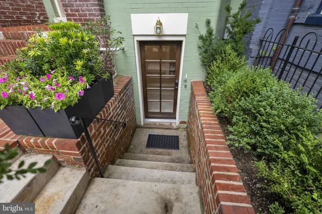$9,900 | 145 D Street Southeast, Washington, DC 20003
