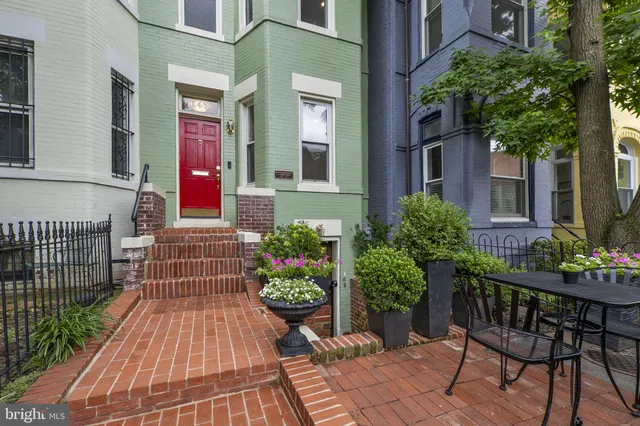 $9,900 | 145 D Street Southeast, Washington, DC 20003